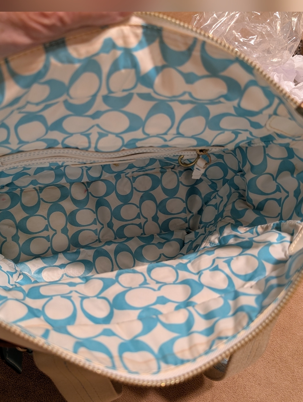 Vintage Coach Hamptons Tote & Matching Sandals - Picture 8 of 16